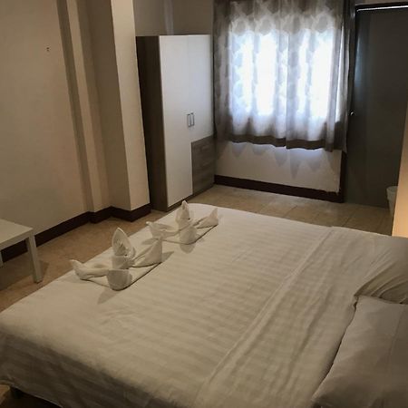 Ferb Guest House Patong Zewnętrze zdjęcie