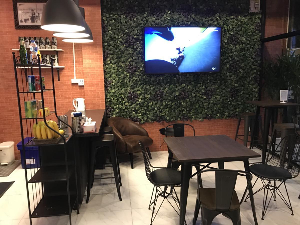 Ferb Guest House Patong Zewnętrze zdjęcie