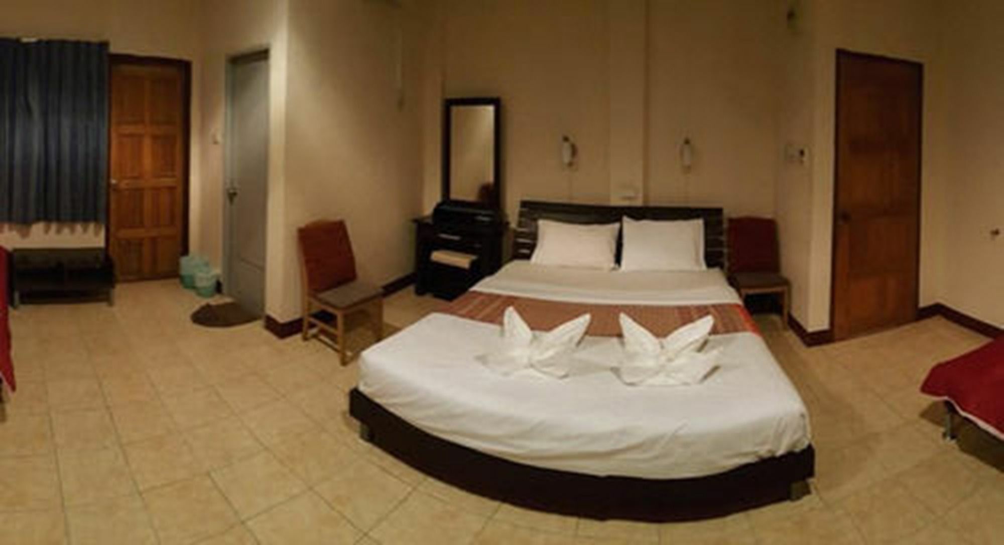 Ferb Guest House Patong Zewnętrze zdjęcie